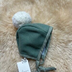 Briar baby Pom bonnet
